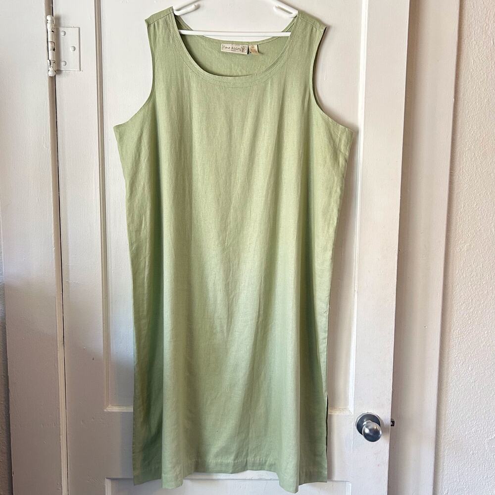 Jane Ashley Light Green Sleeveless Maxi Dress